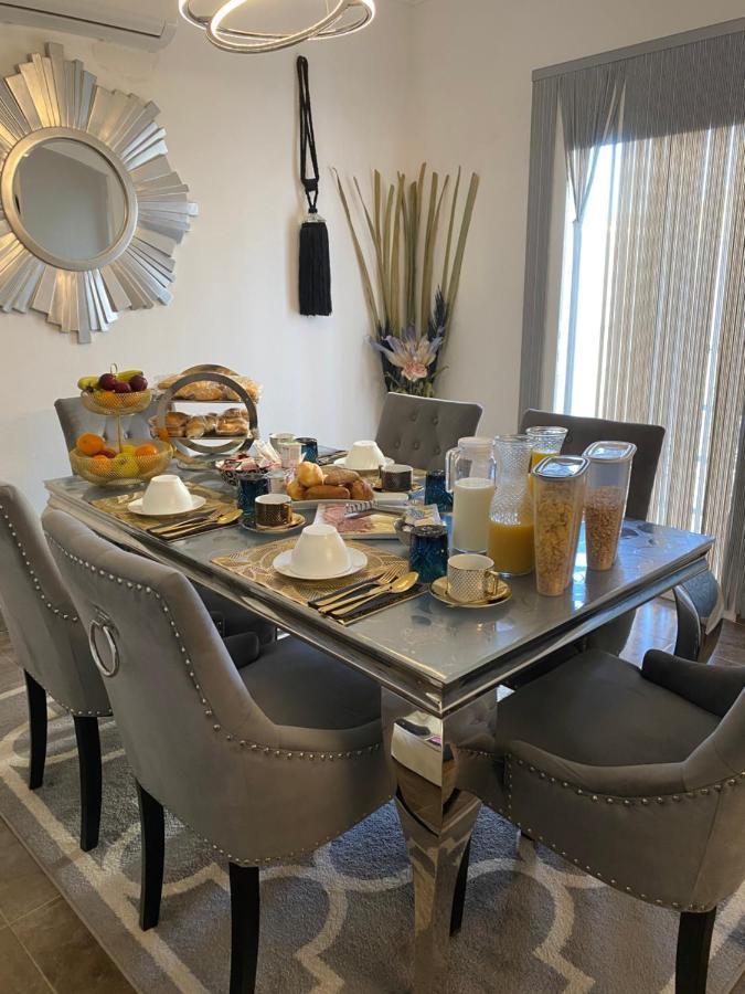 Casa Dolly Boutique *